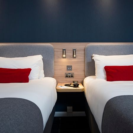 Holiday Inn Express Bath By Ihg מראה חיצוני תמונה