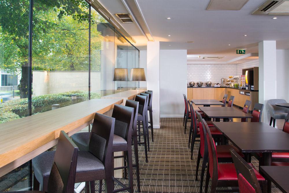 Holiday Inn Express Bath By Ihg מראה חיצוני תמונה