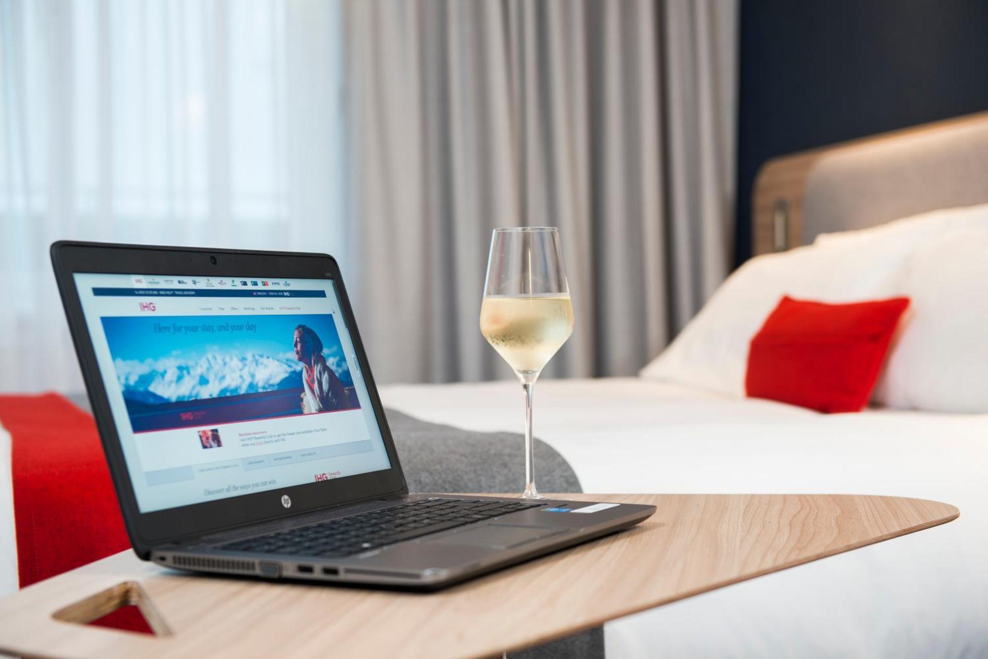 Holiday Inn Express Bath By Ihg חדר תמונה