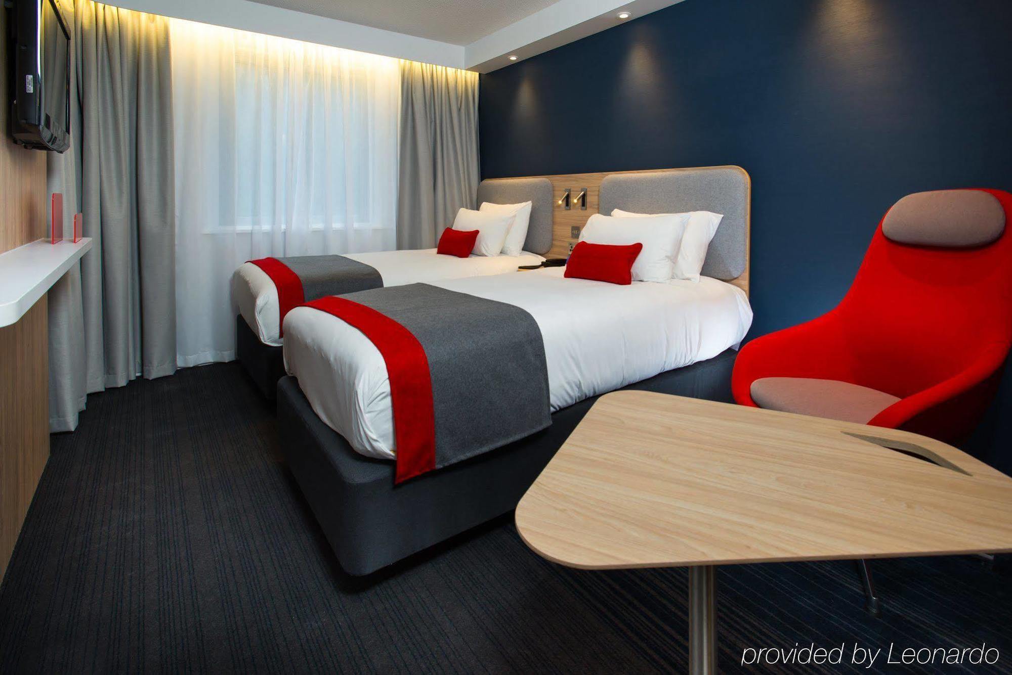 Holiday Inn Express Bath By Ihg מראה חיצוני תמונה