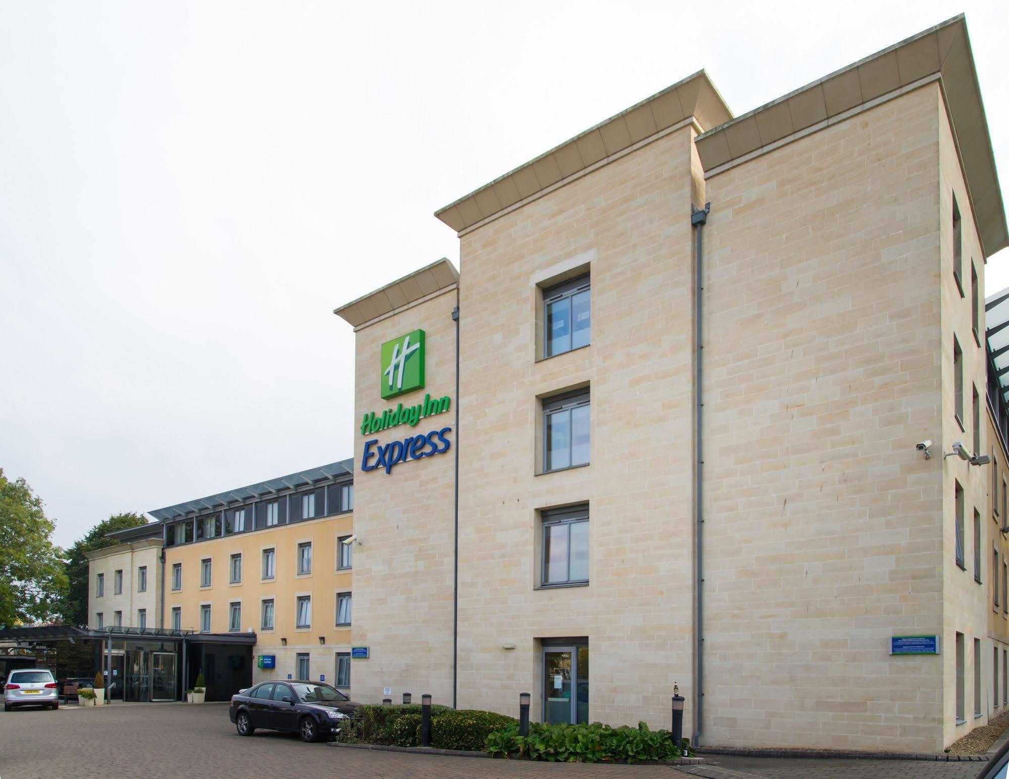 Holiday Inn Express Bath By Ihg מראה חיצוני תמונה