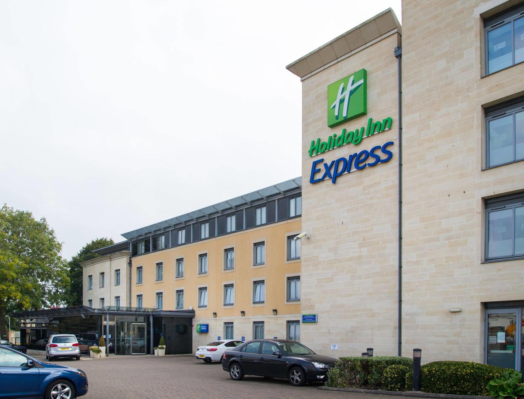 Holiday Inn Express Bath By Ihg מראה חיצוני תמונה