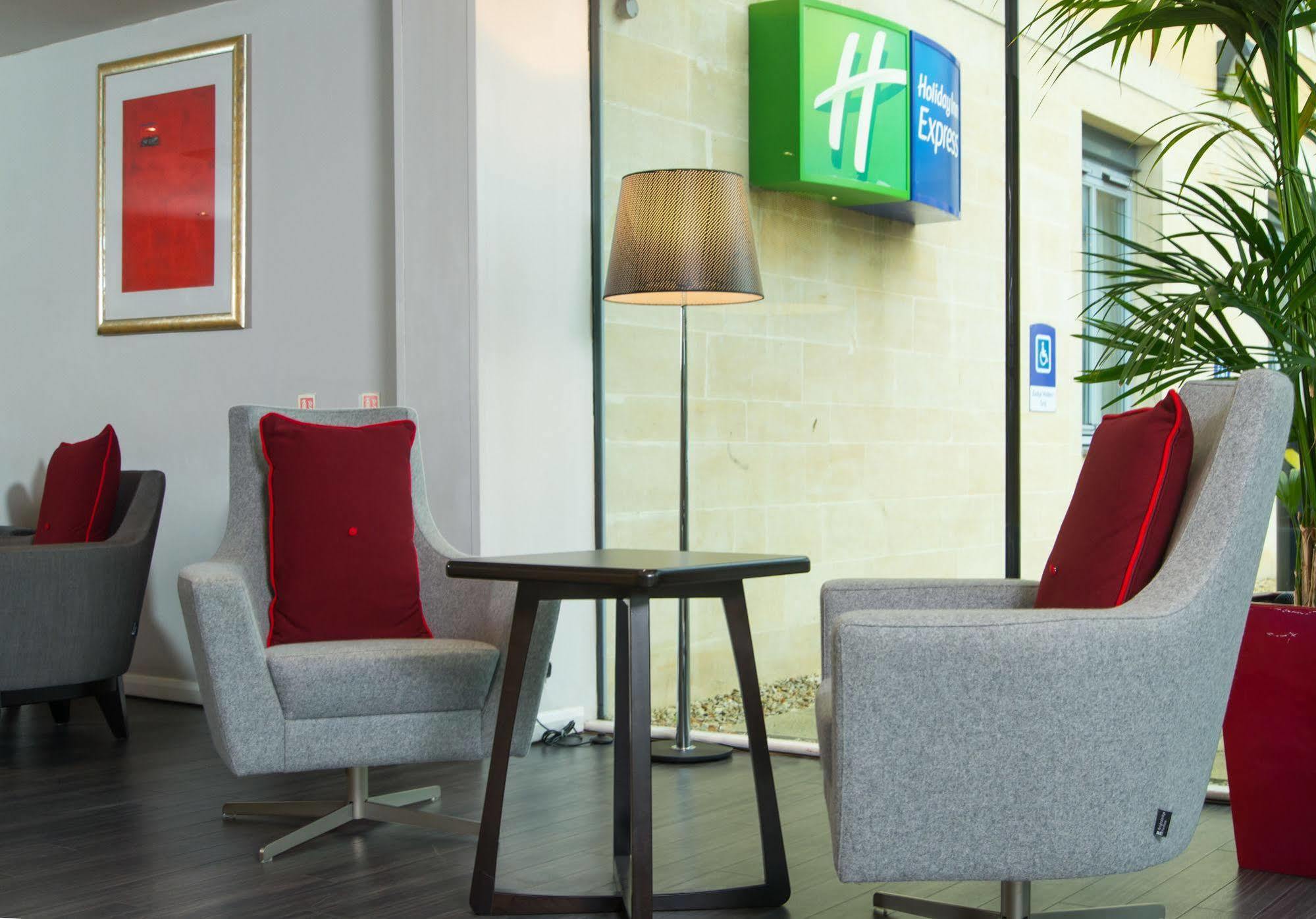 Holiday Inn Express Bath By Ihg מראה חיצוני תמונה