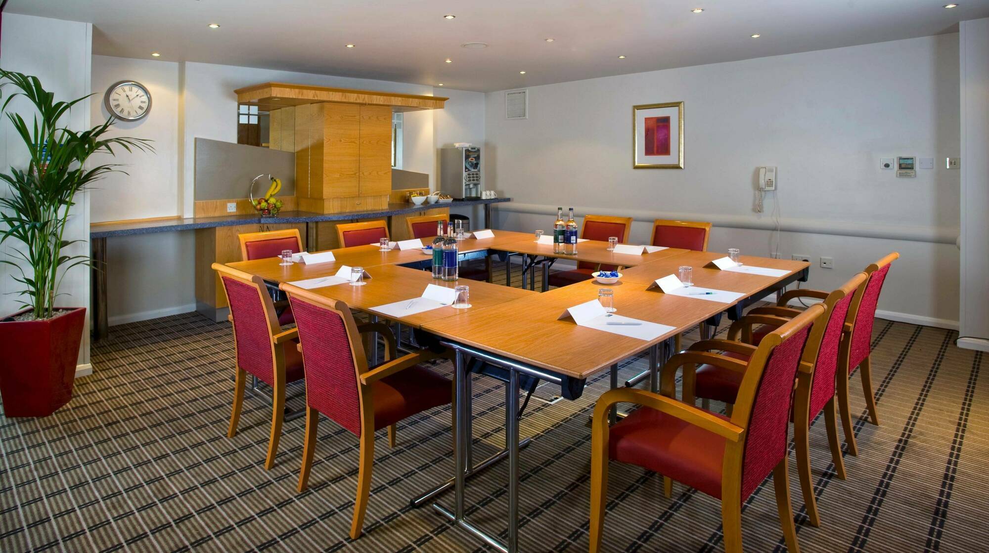 Holiday Inn Express Bath By Ihg מתקנים תמונה